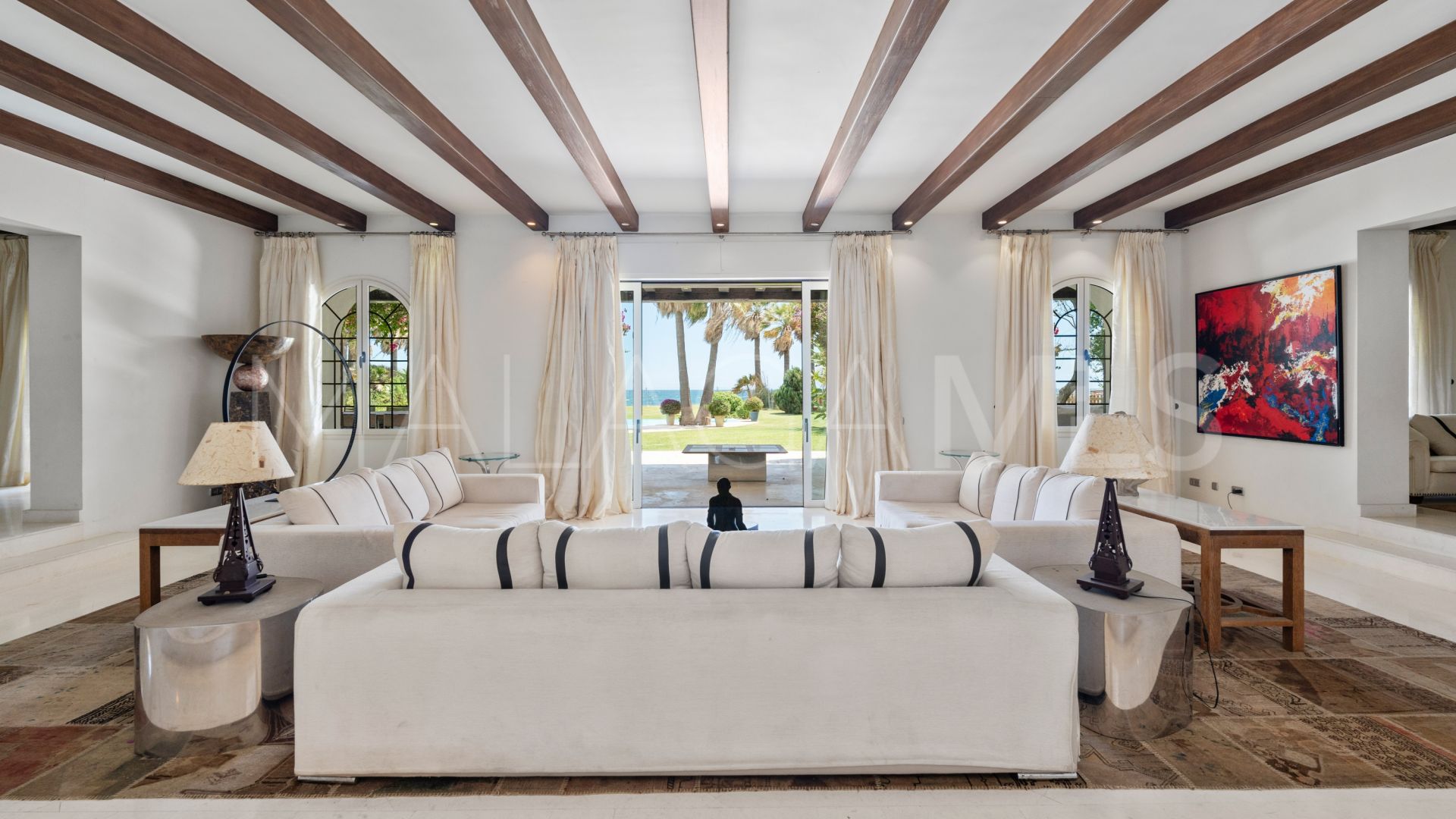 Villa for sale in Beach Side New Golden Mile