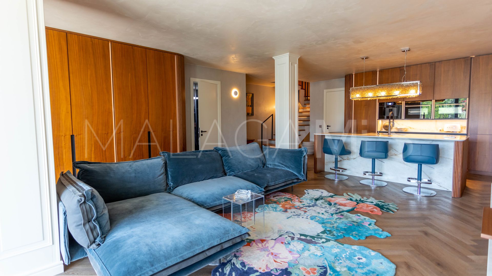 Villa for sale in Beach Side New Golden Mile