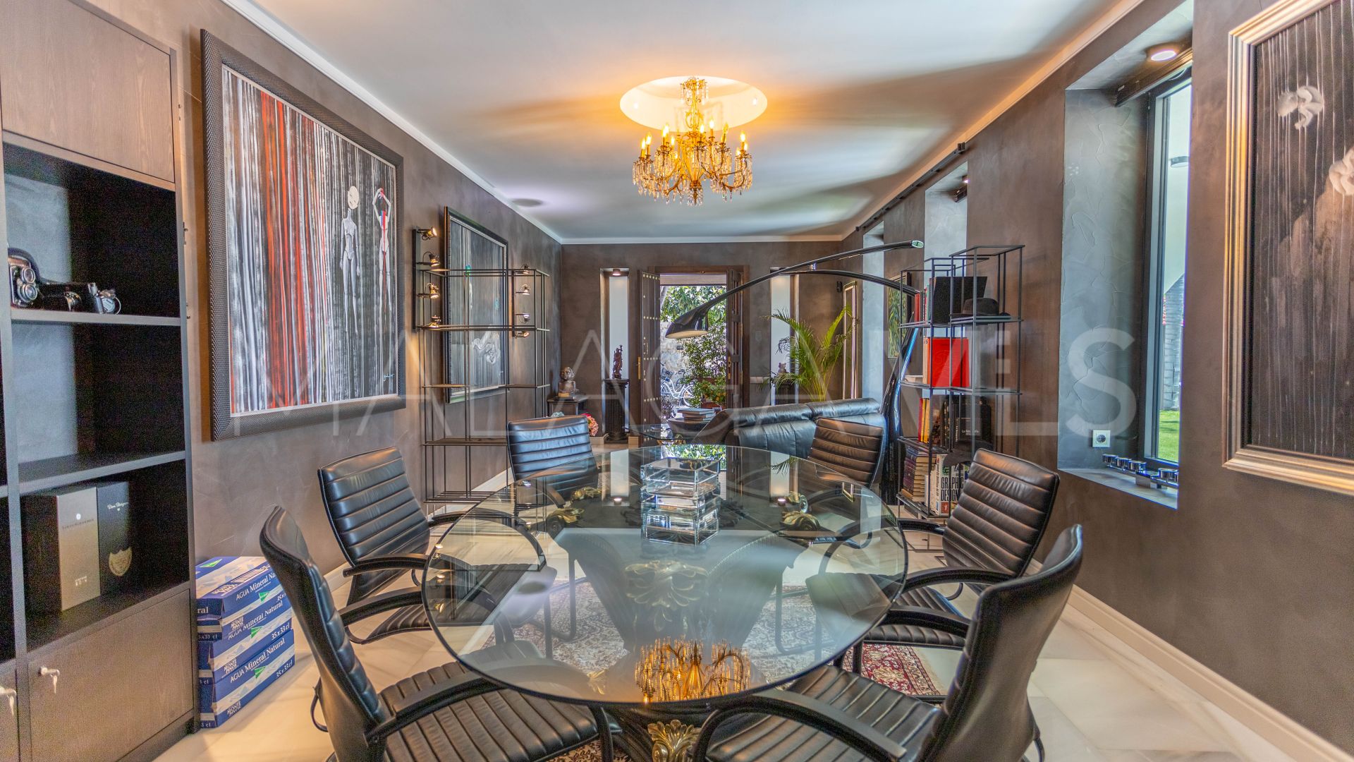 Villa for sale in Beach Side New Golden Mile