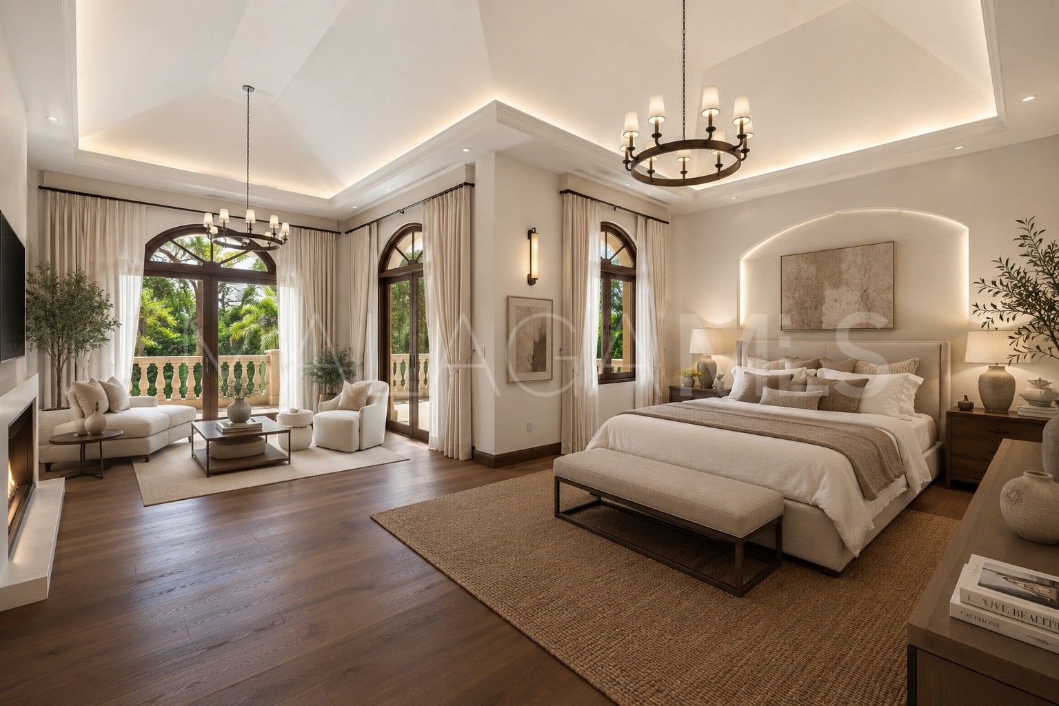 Villa for sale in Guadalmina Baja