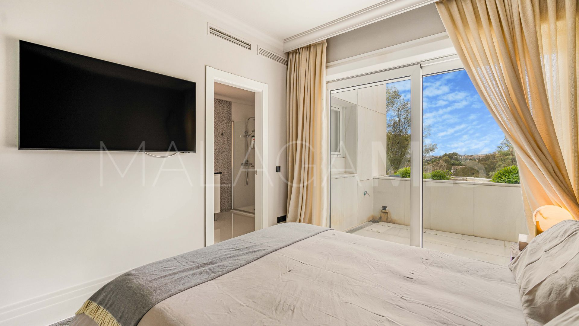 Atico duplex a la venta in El Embrujo Banús