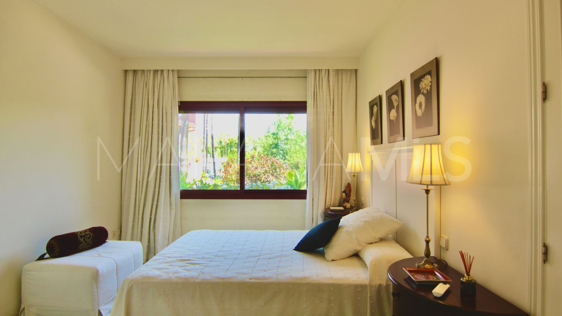 Atico duplex for sale de 3 bedrooms in Menara Beach