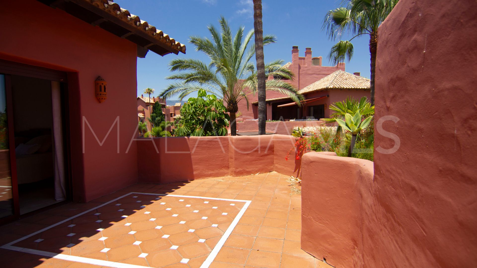 Atico duplex for sale de 3 bedrooms in Menara Beach