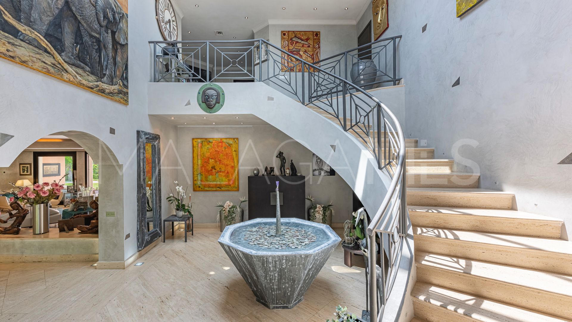 Villa for sale in Beach Side New Golden Mile
