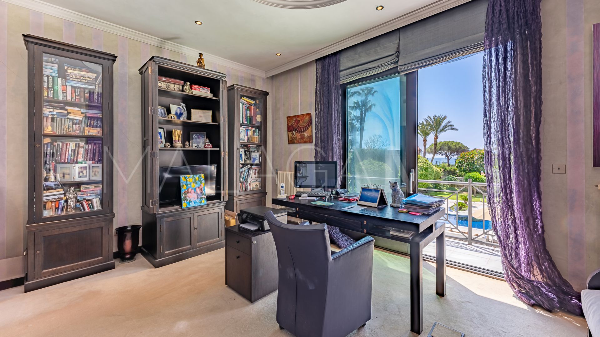 Villa for sale in Beach Side New Golden Mile