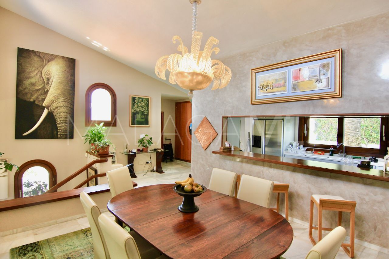 Villa for sale in Las Brisas