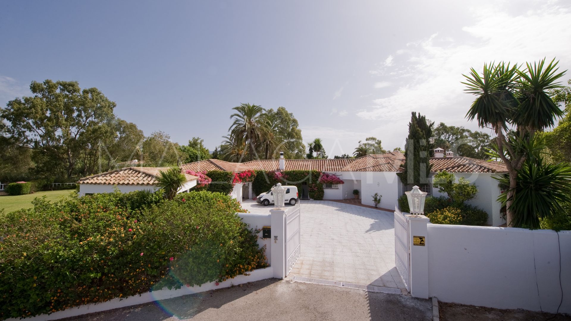 Villa for sale in Casasola