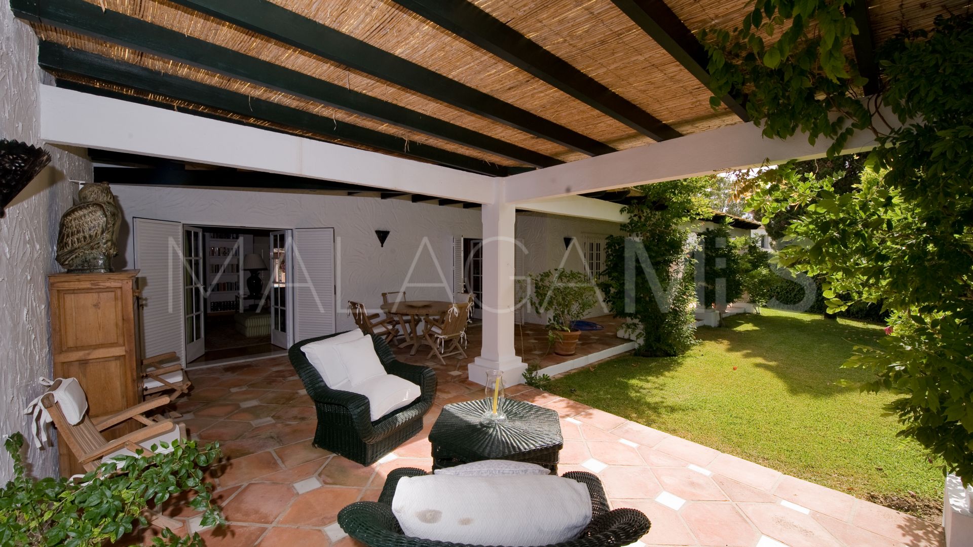 Villa a la venta with 4 bedrooms in Casasola