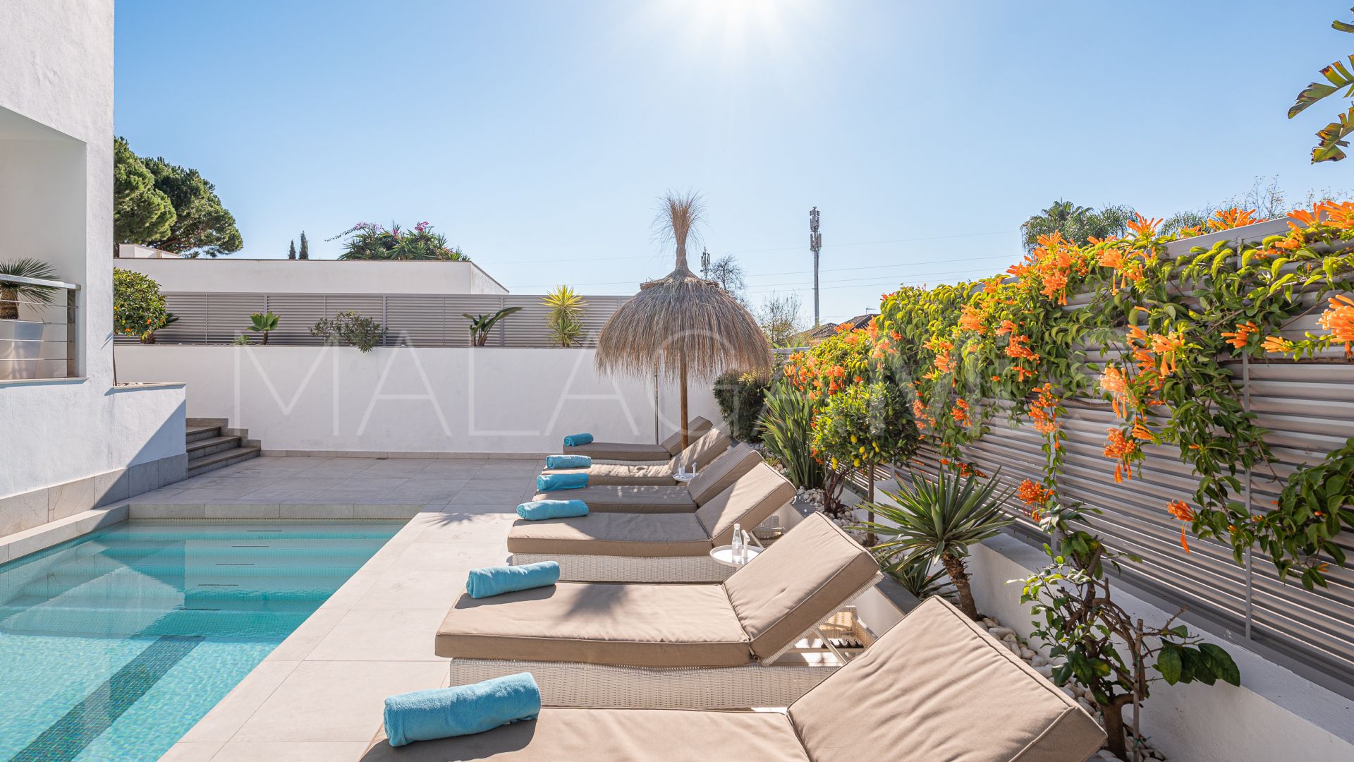 Villa with 4 bedrooms for sale in Marbella Golden Mile