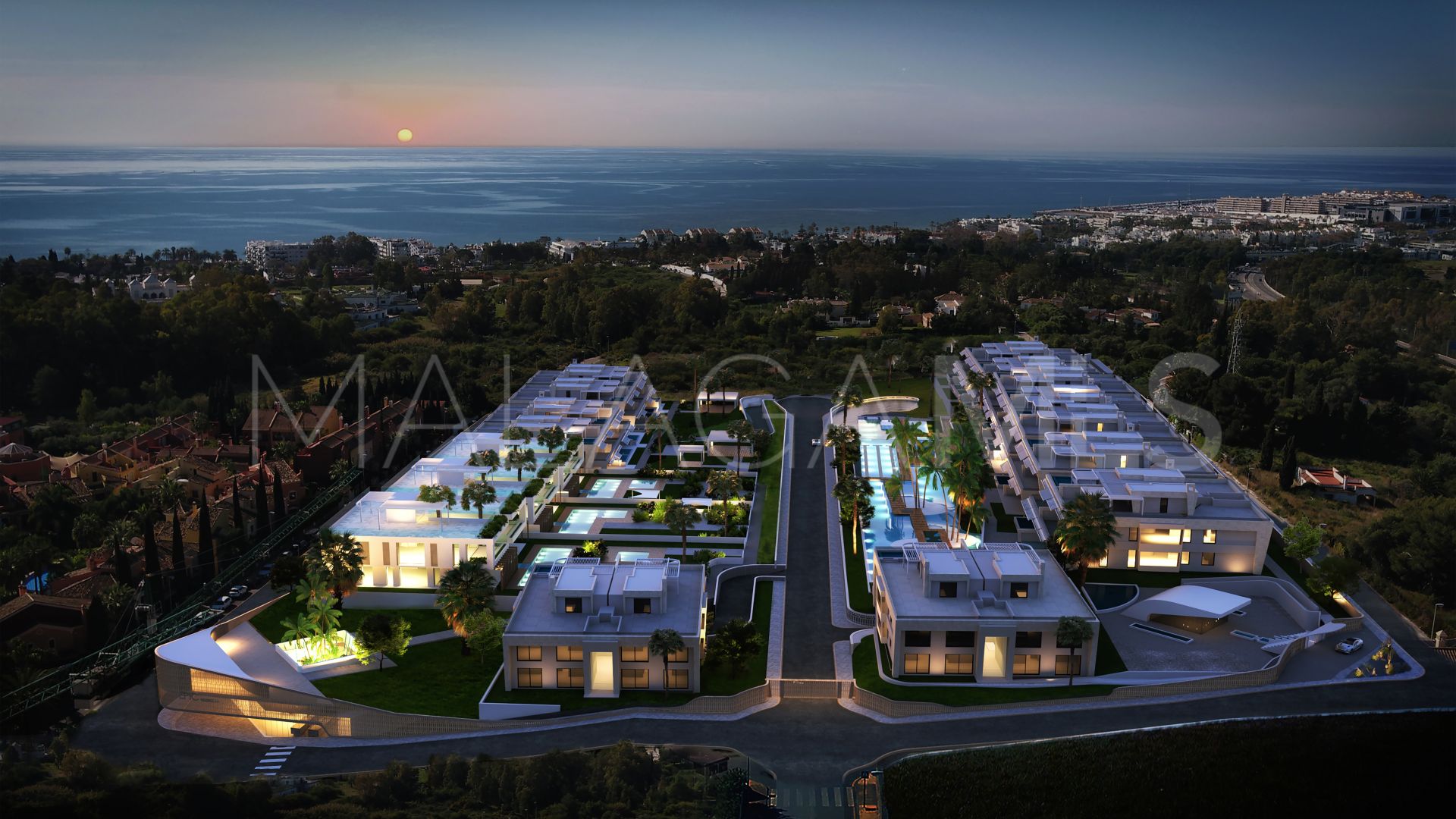 For sale duplex penthouse in Marbella Golden Mile