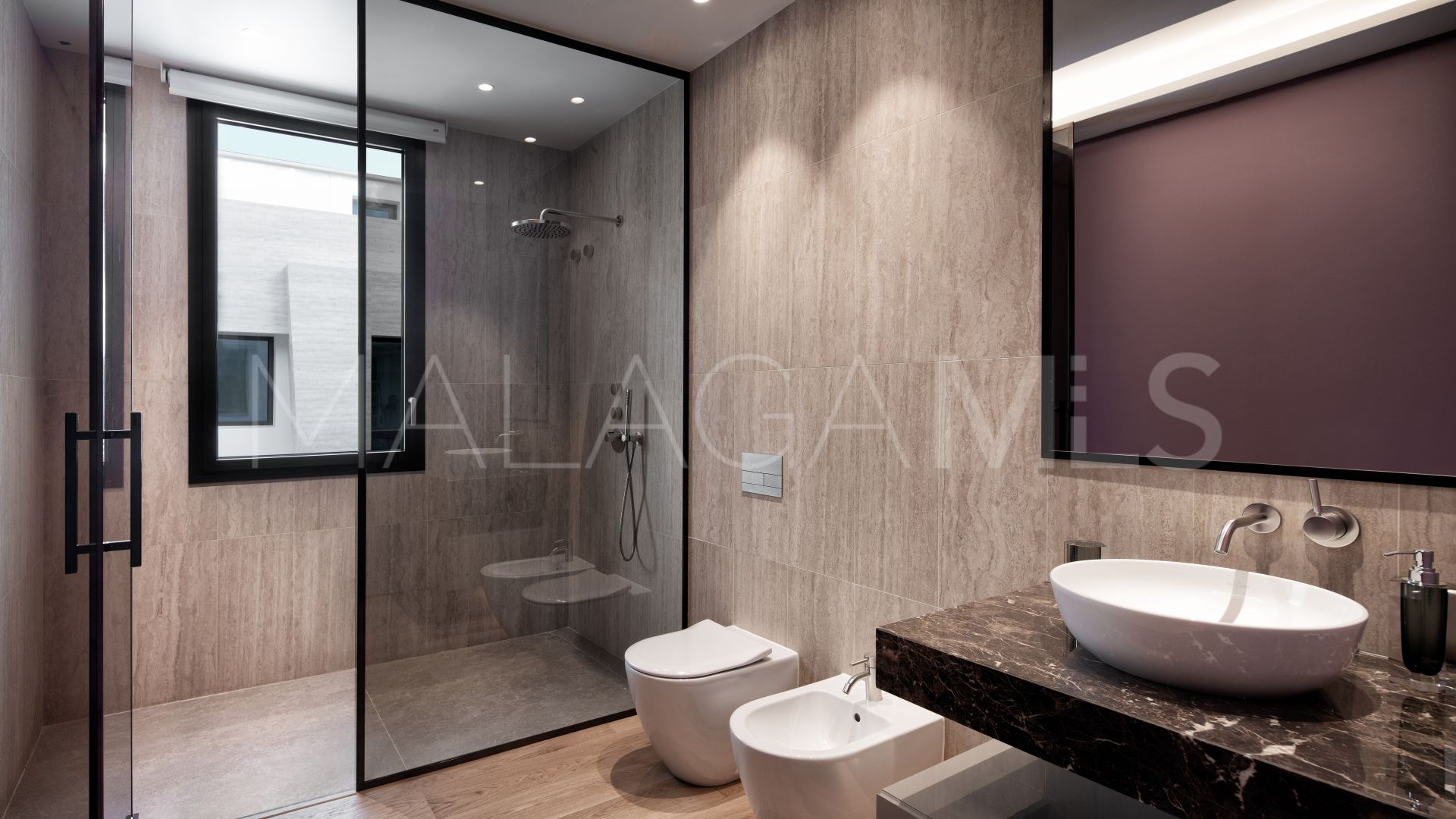 3 bedrooms duplex penthouse for sale in Marbella Golden Mile