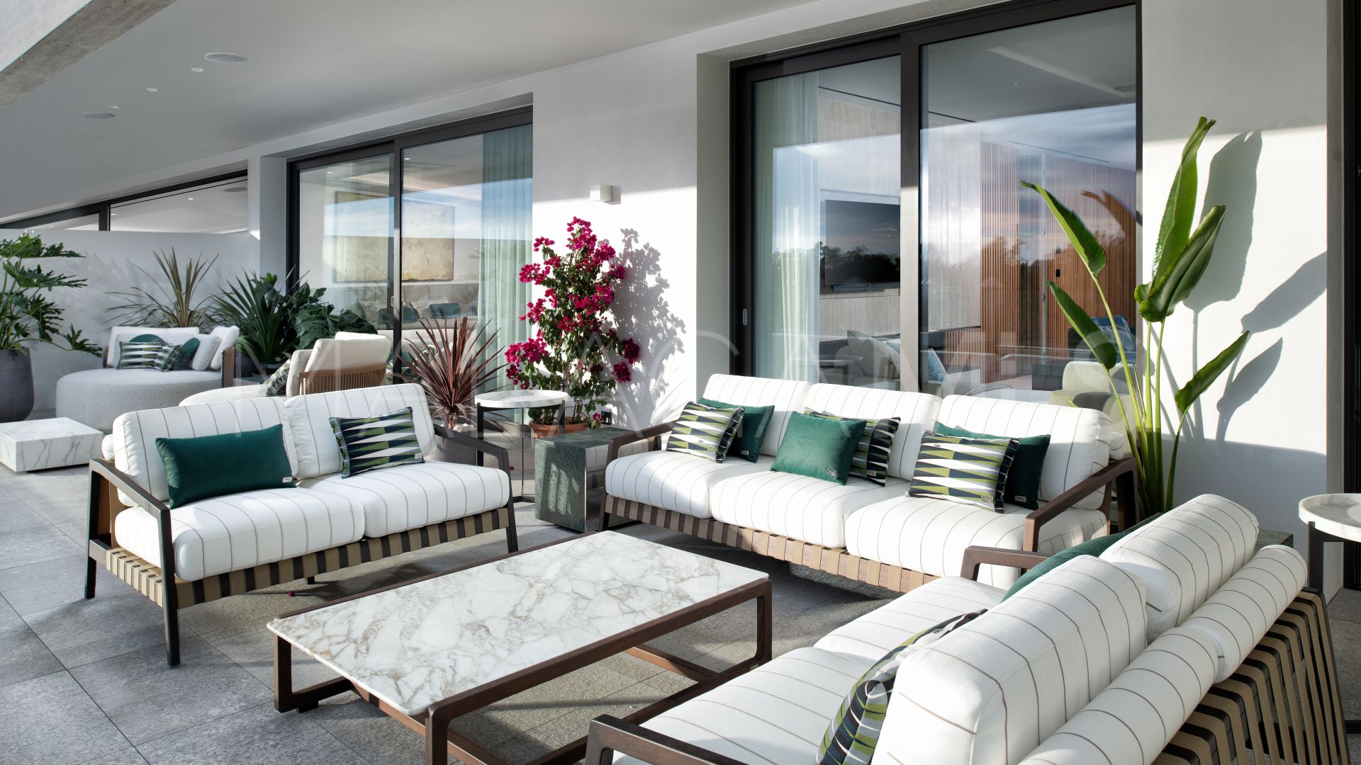 3 bedrooms duplex penthouse for sale in Marbella Golden Mile