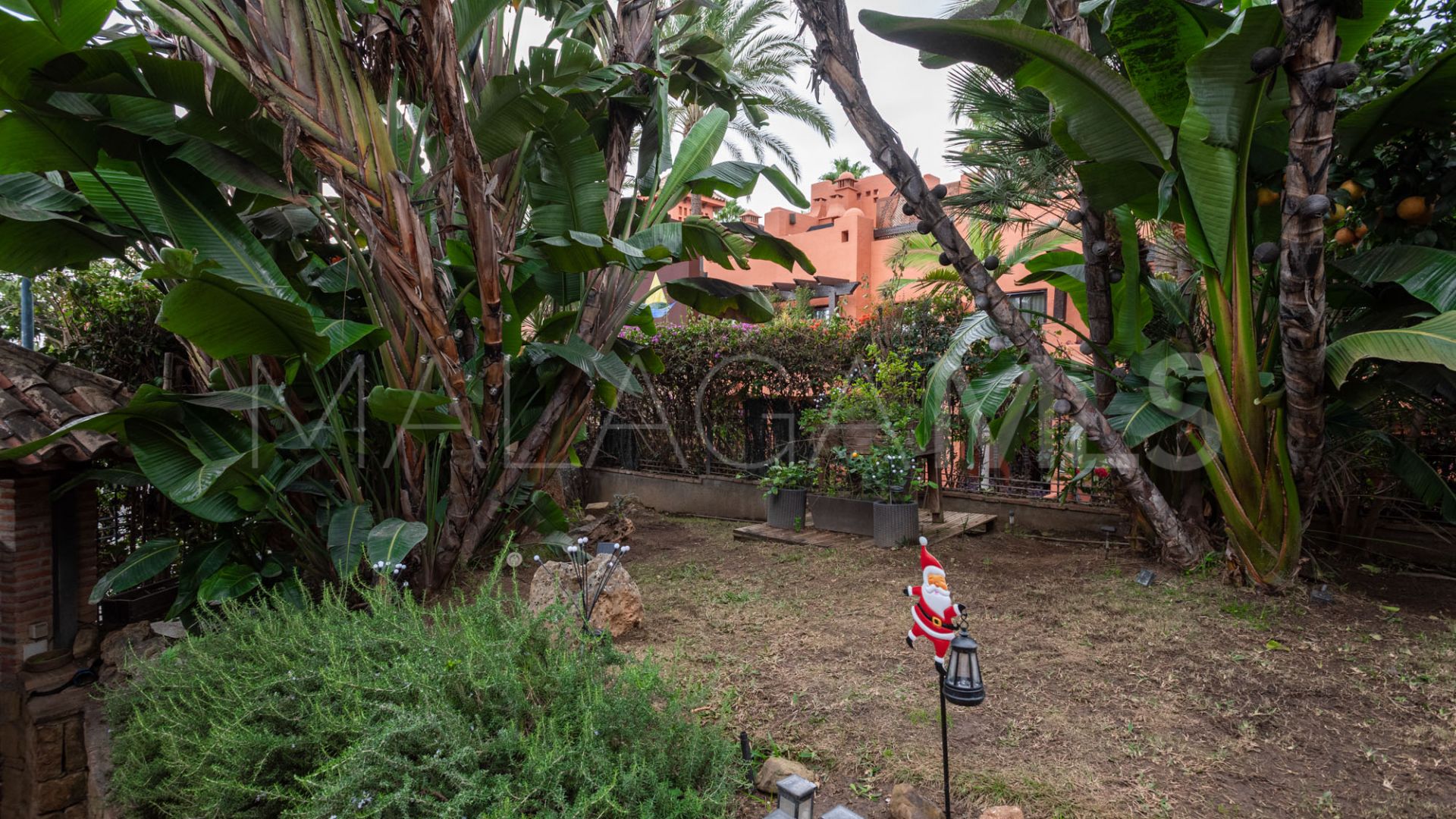 5 bedrooms semi detached house for sale in Altos de Puente Romano