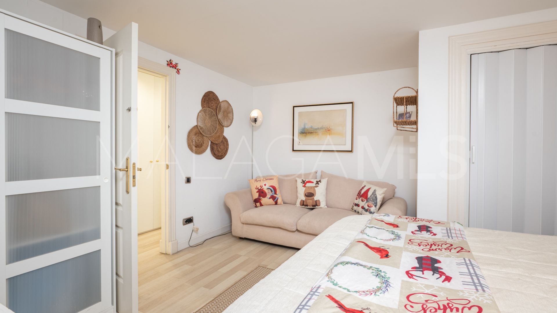 5 bedrooms semi detached house for sale in Altos de Puente Romano