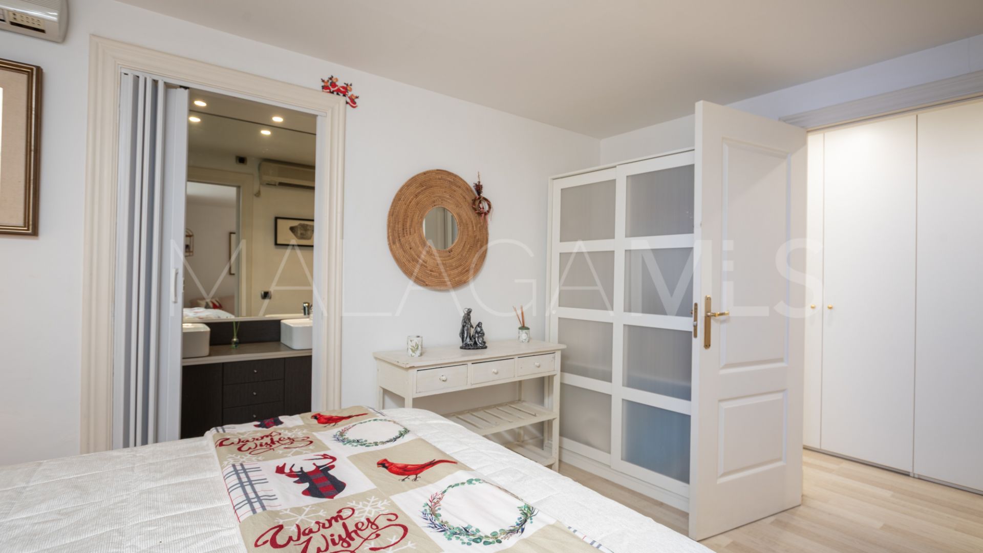 5 bedrooms semi detached house for sale in Altos de Puente Romano