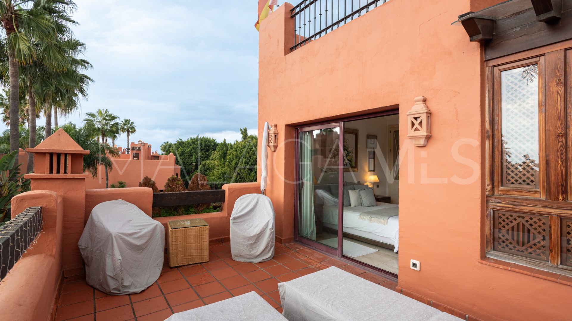 5 bedrooms semi detached house for sale in Altos de Puente Romano