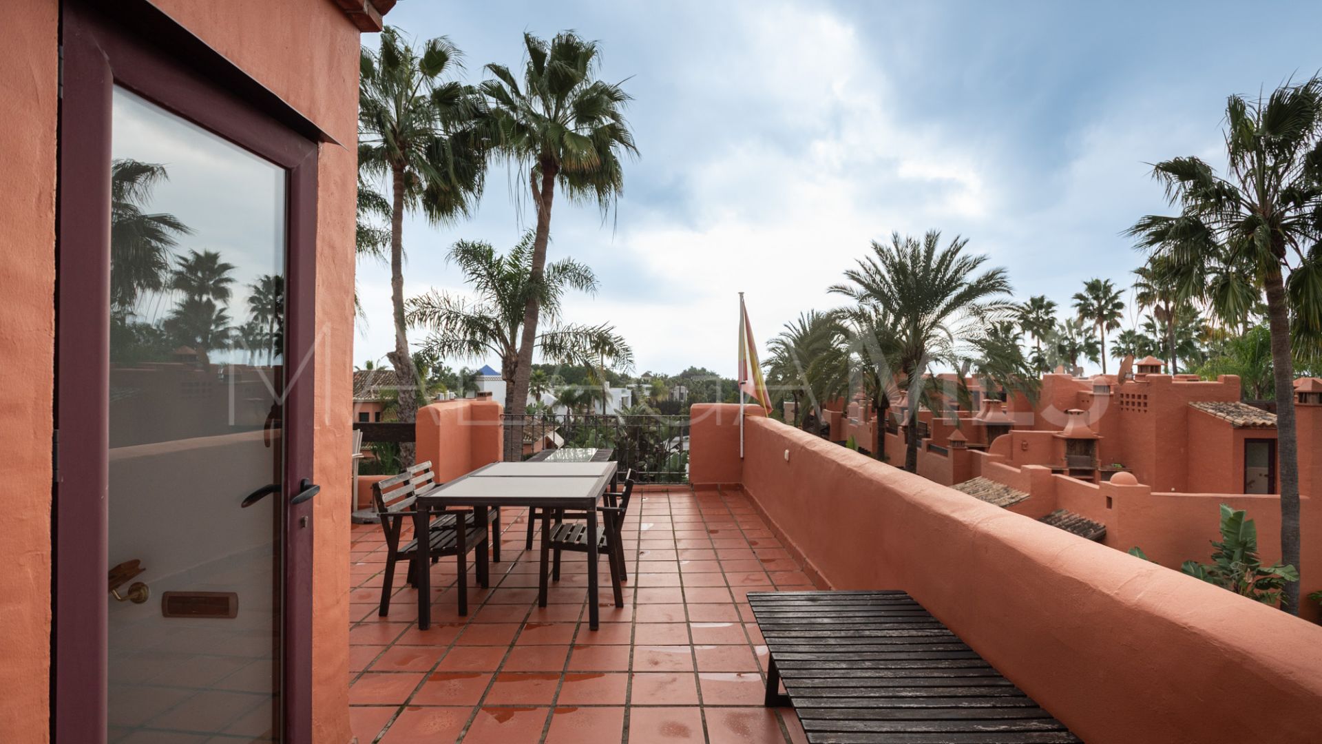 5 bedrooms semi detached house for sale in Altos de Puente Romano