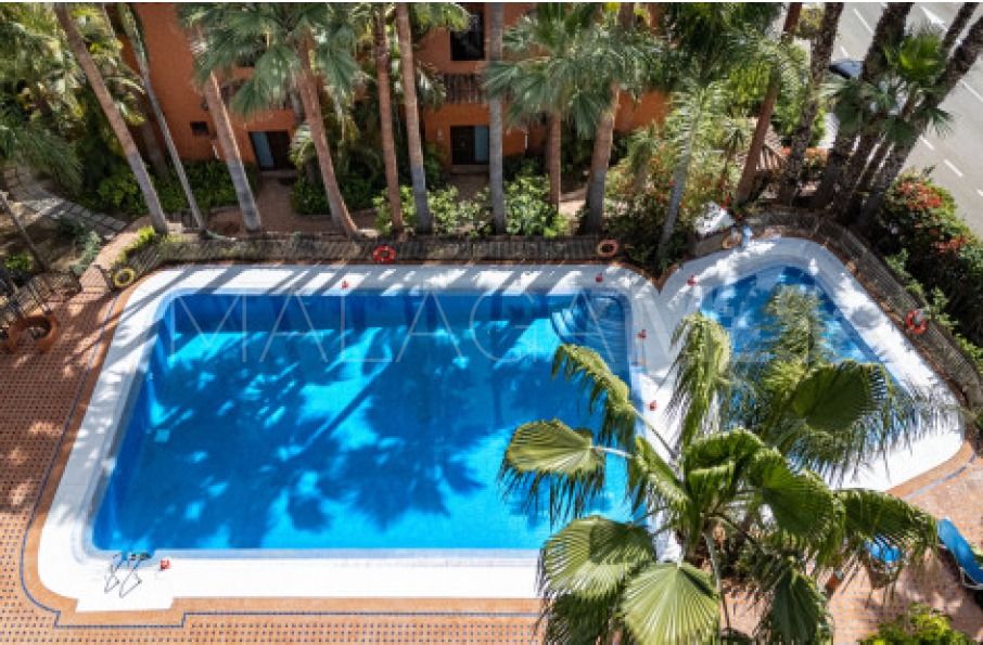 5 bedrooms semi detached house for sale in Altos de Puente Romano