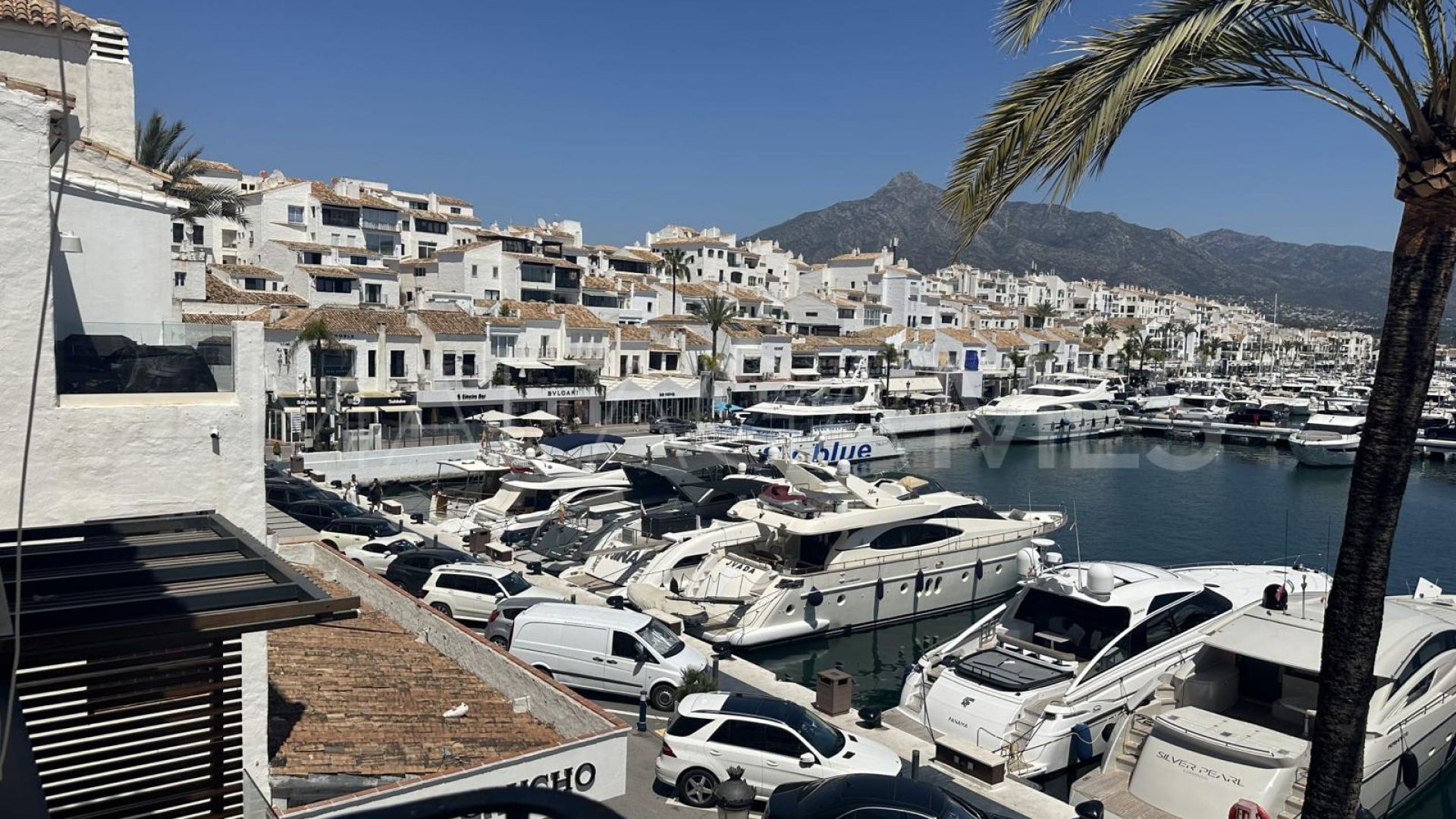 Apartamento with 2 bedrooms for sale in Marbella - Puerto Banus