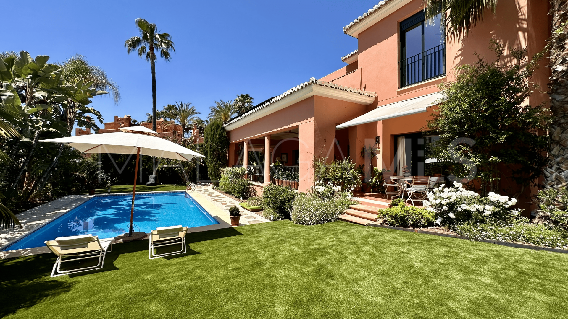 Villa for sale in Marbella Golden Mile