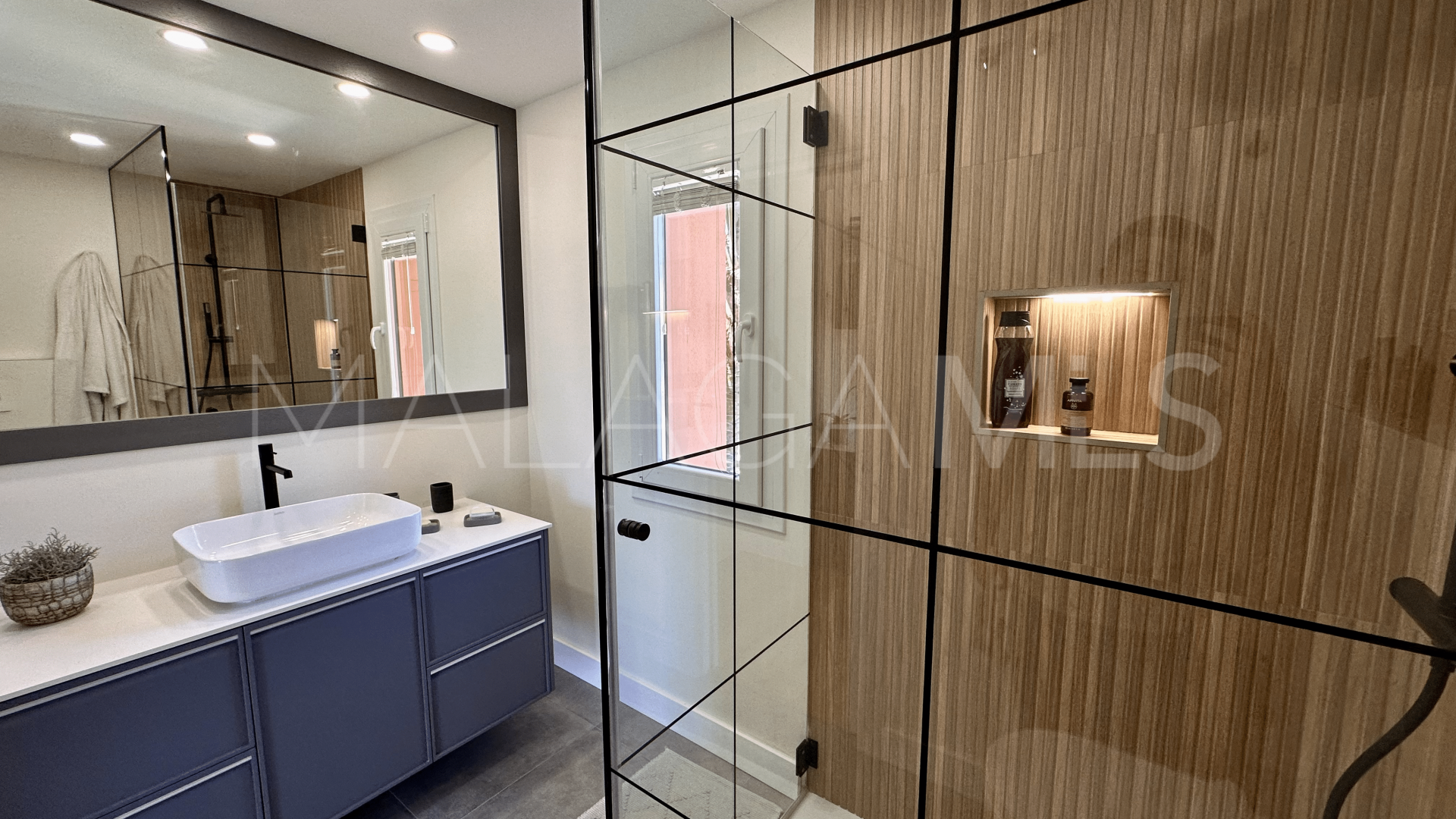 Villa for sale in Marbella Golden Mile