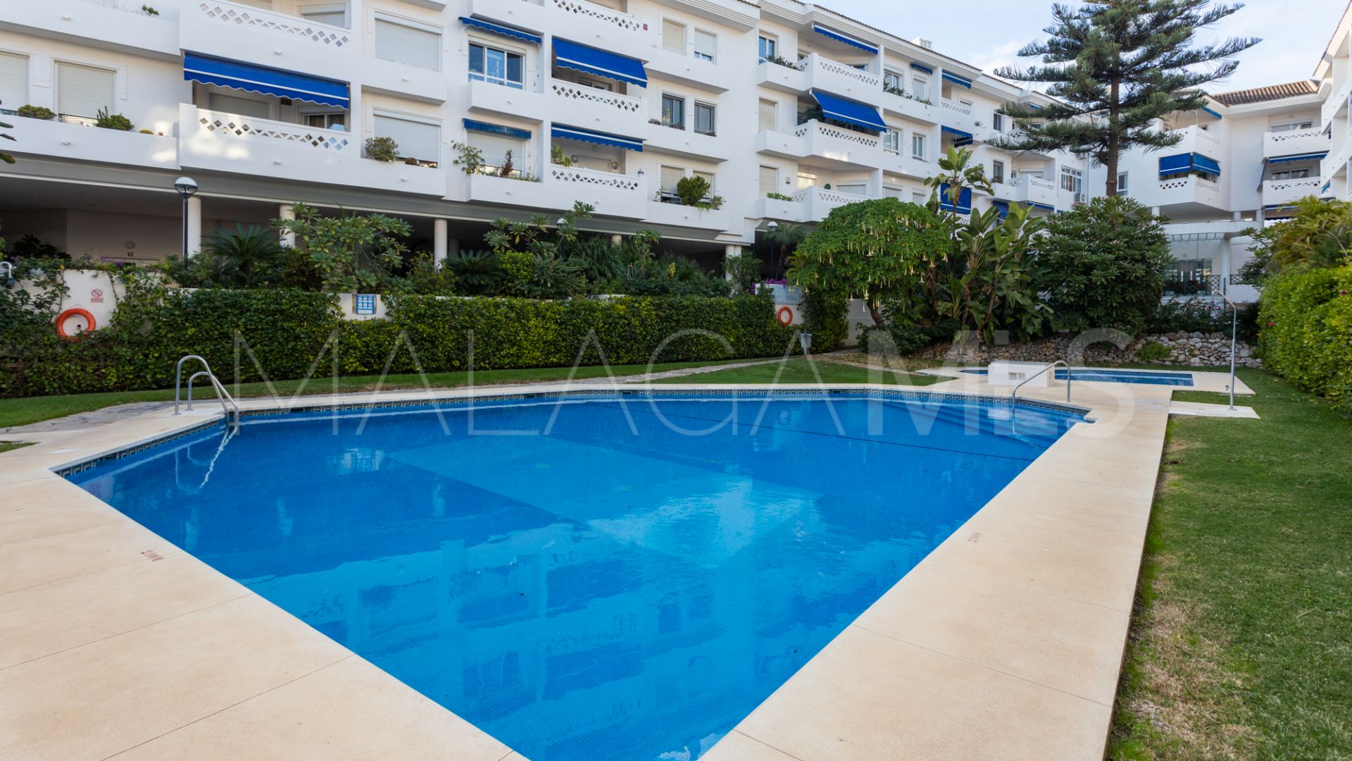 Duplex penthouse for sale in San Pedro de Alcantara