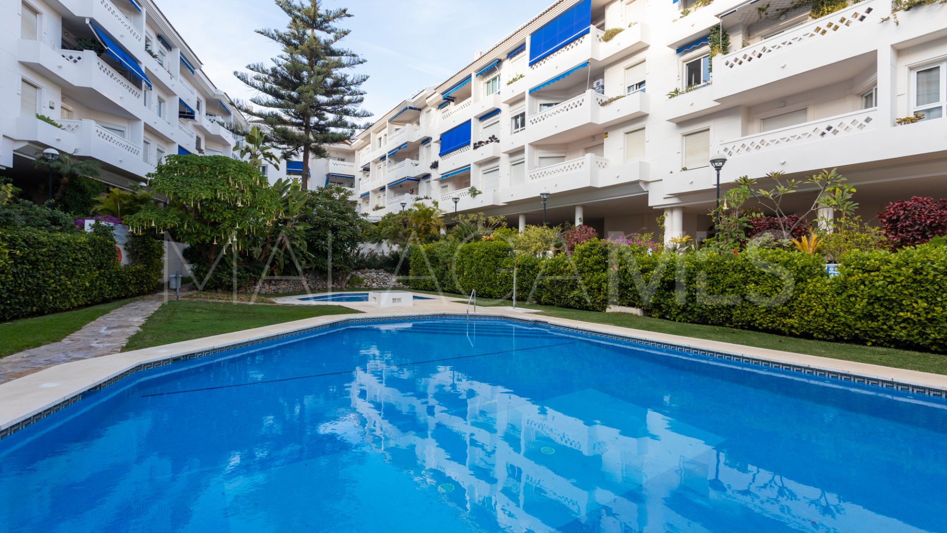 Duplex penthouse for sale in San Pedro de Alcantara