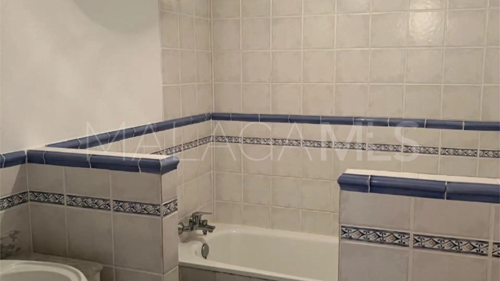 Buy apartamento with 3 bedrooms in Guadalmina Alta