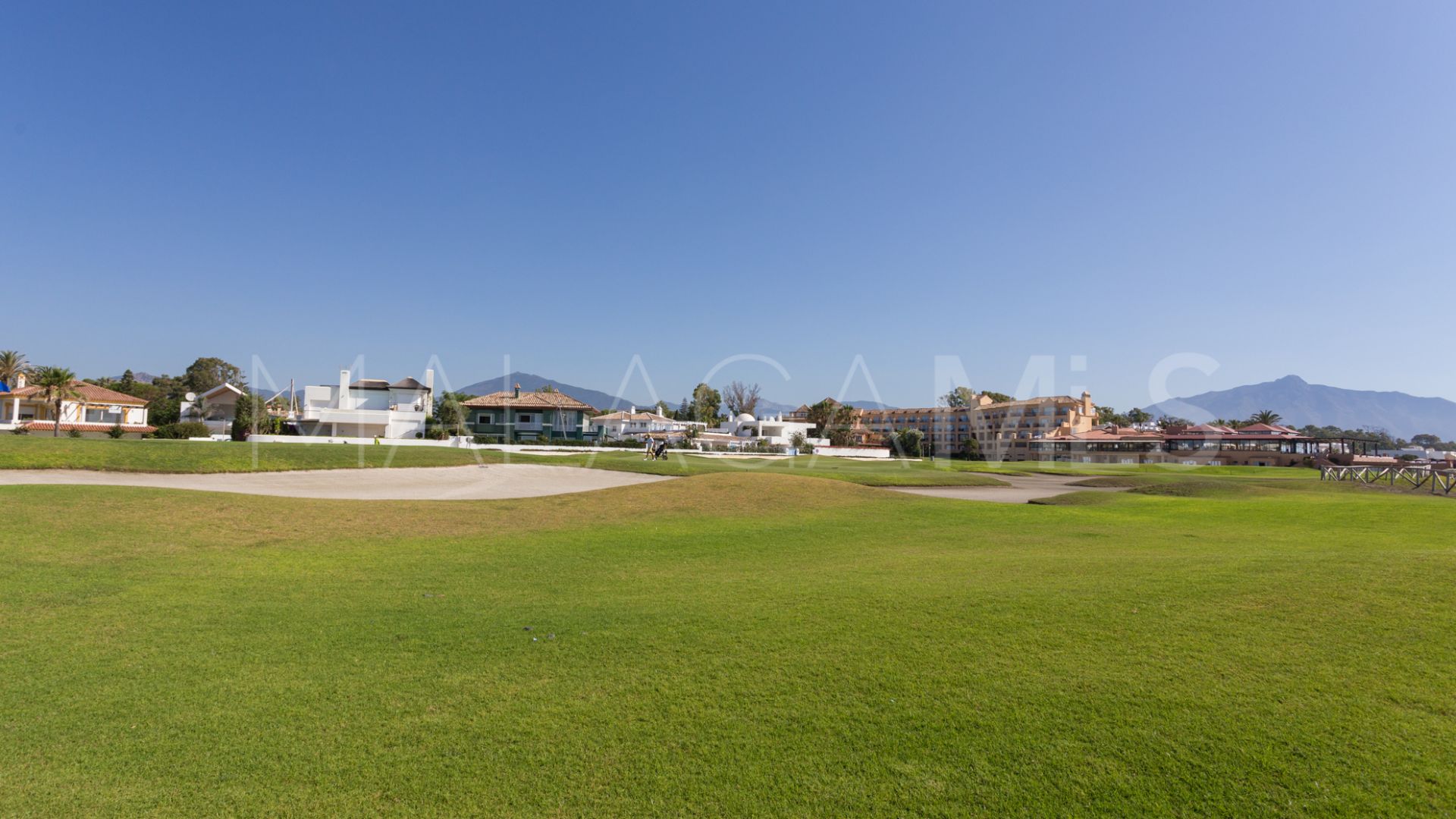 Terrain for sale in Guadalmina Baja