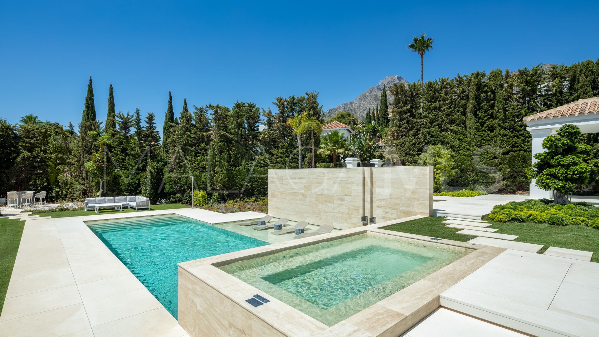 Sierra Blanca, villa for sale