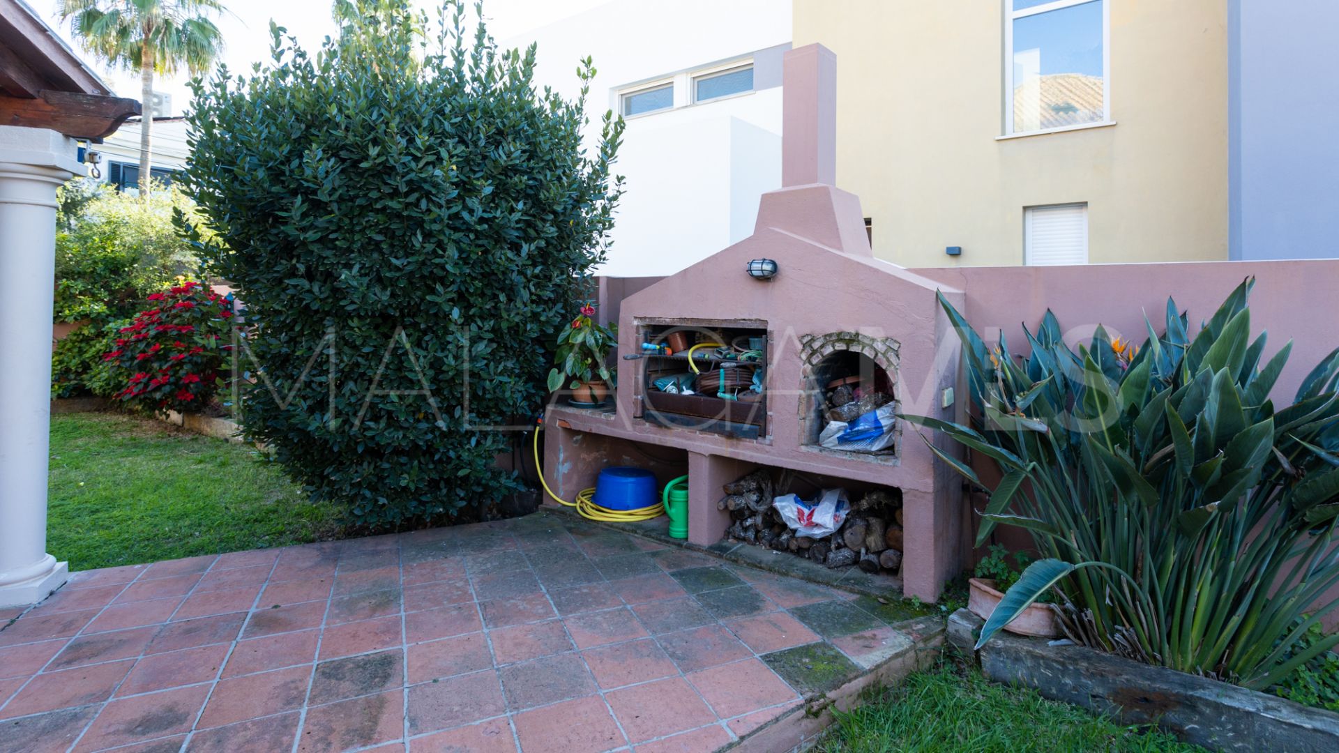 Villa for sale in Las Petunias