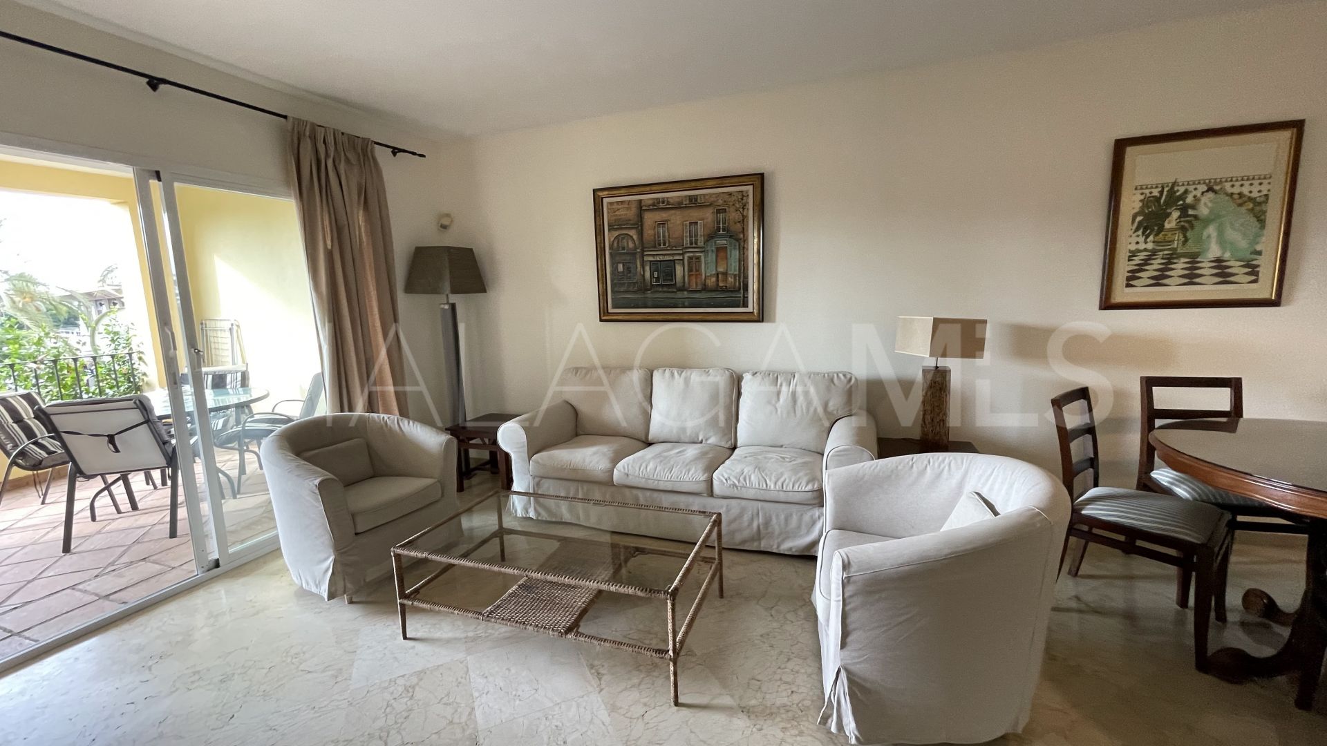 Apartamento for sale with 2 bedrooms in Guadalmina Alta