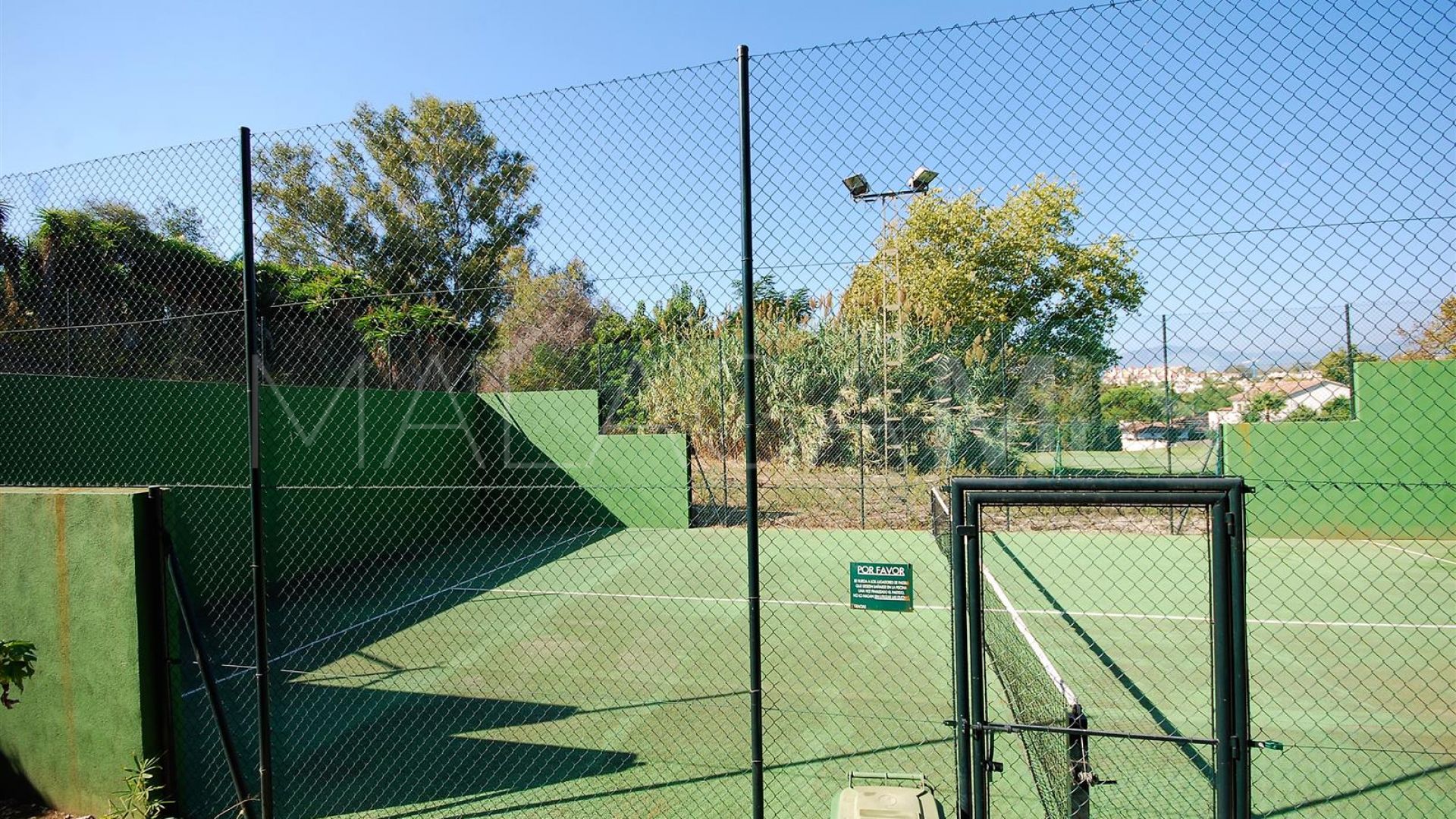 Apartamento for sale with 2 bedrooms in Guadalmina Alta