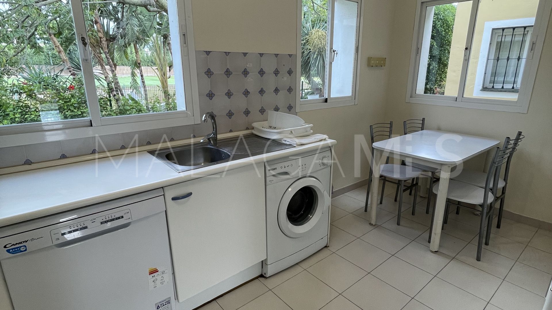 Apartamento for sale with 2 bedrooms in Guadalmina Alta