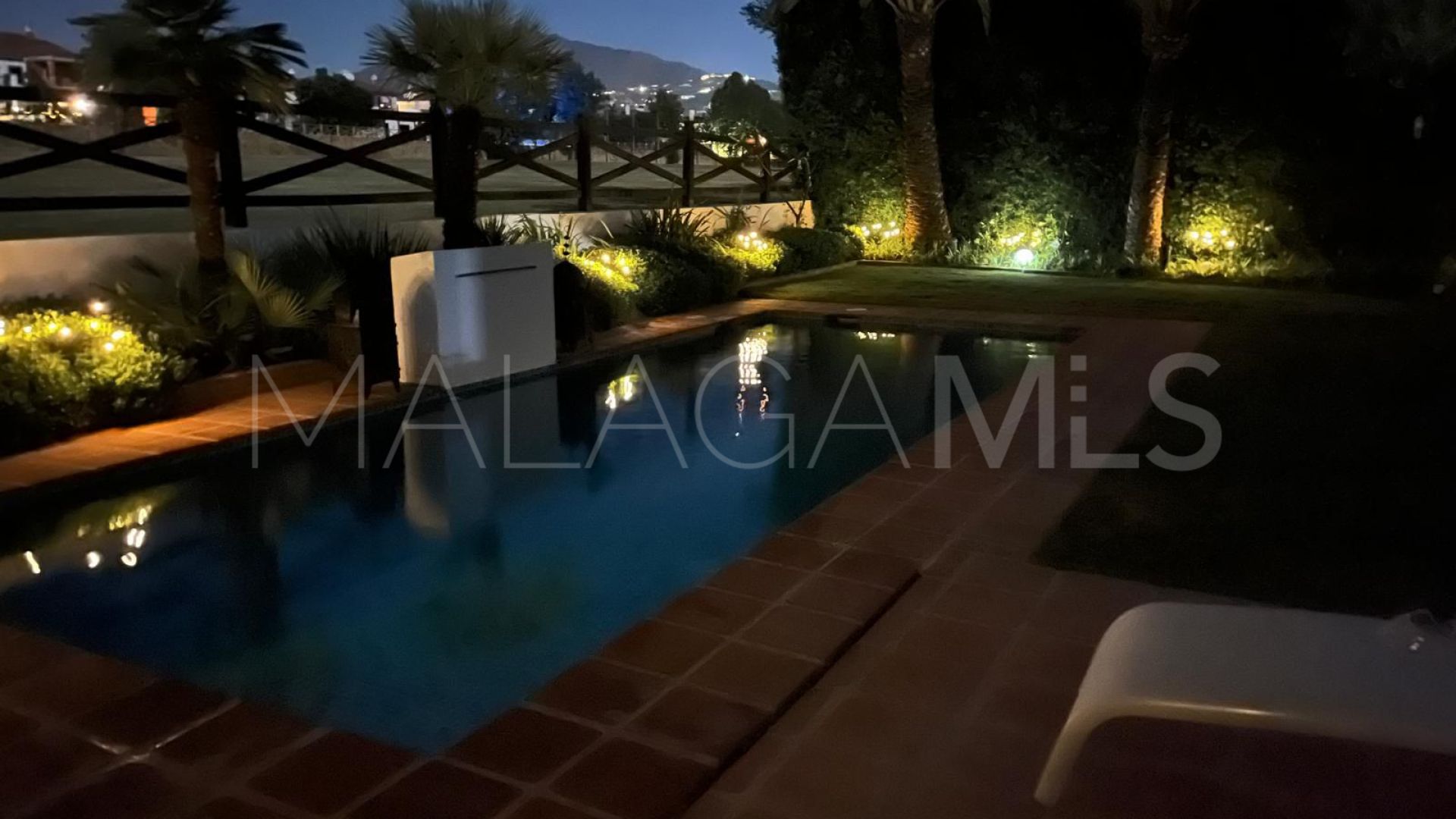 5 bedrooms villa for sale in Guadalmina Alta