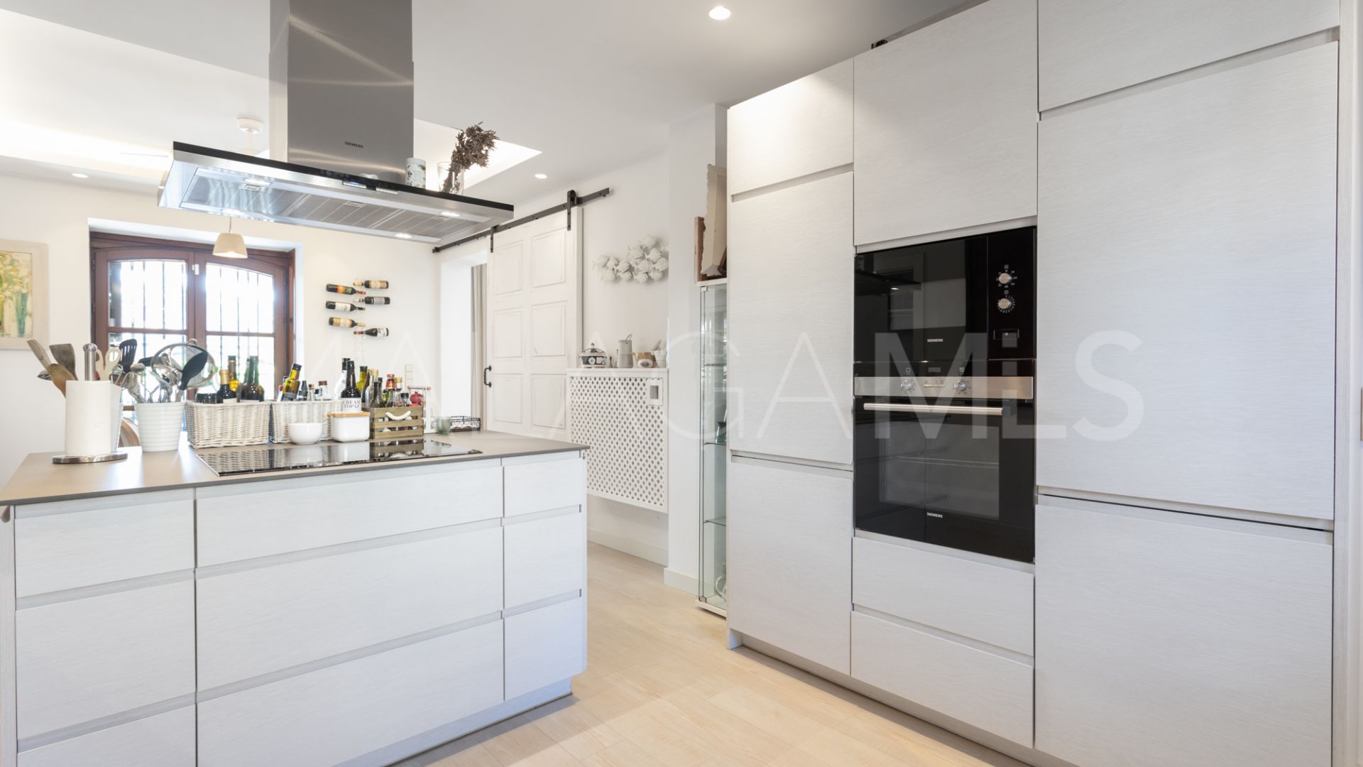 5 bedrooms villa for sale in Guadalmina Alta