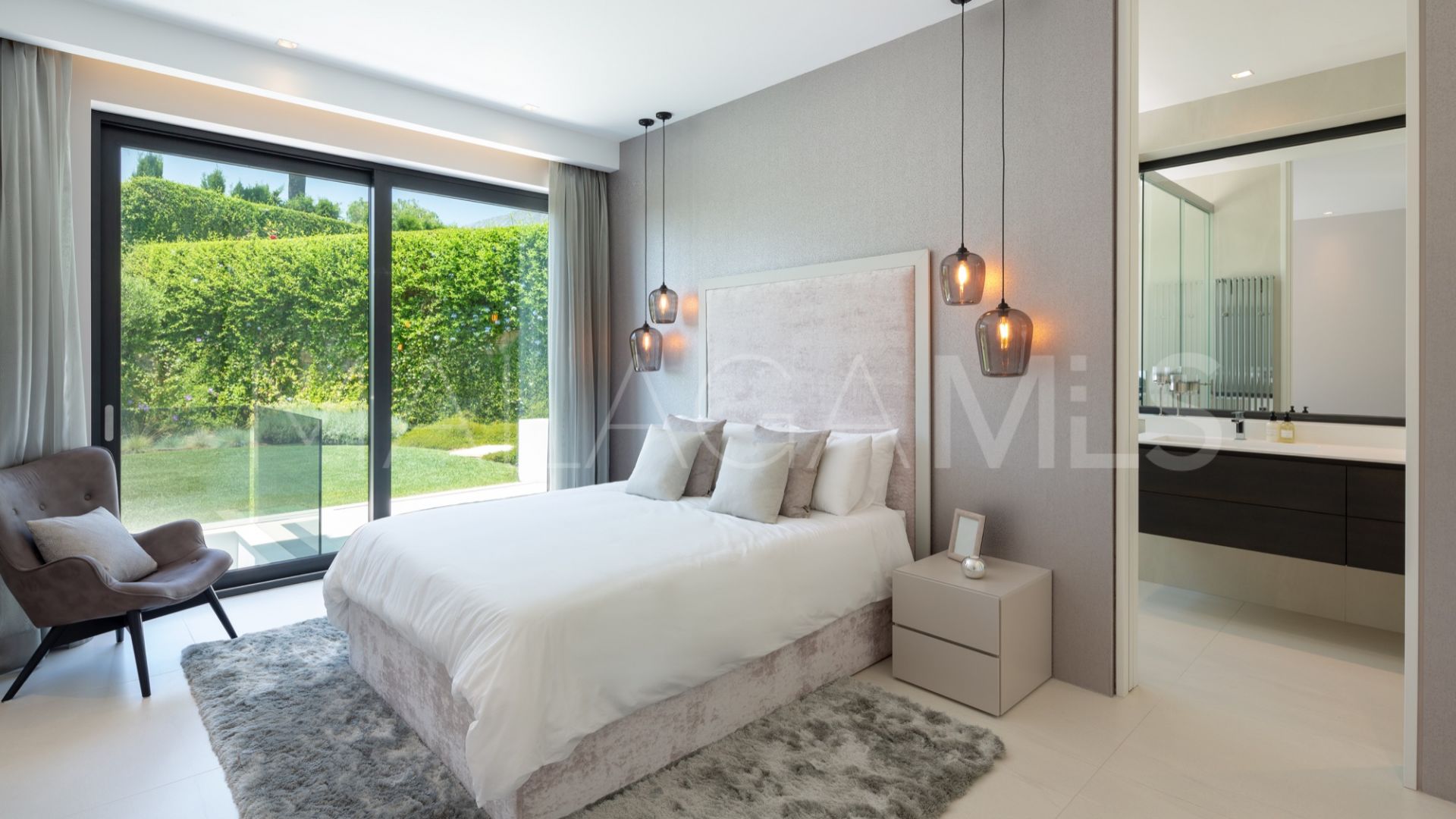 Villa with 5 bedrooms for sale in Nagüeles