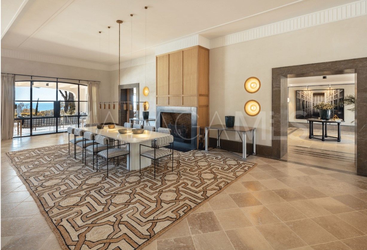 Mansion for sale in Marbella Golden Mile