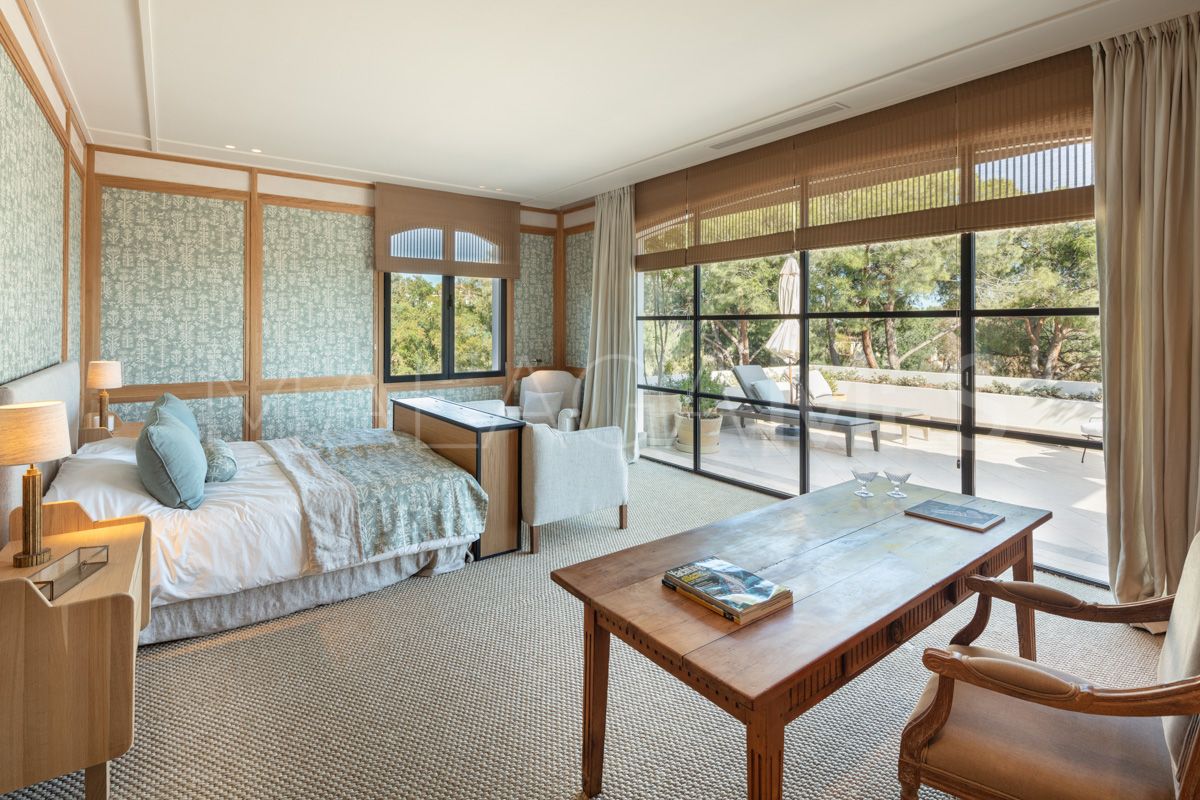 Mansion for sale in Marbella Golden Mile