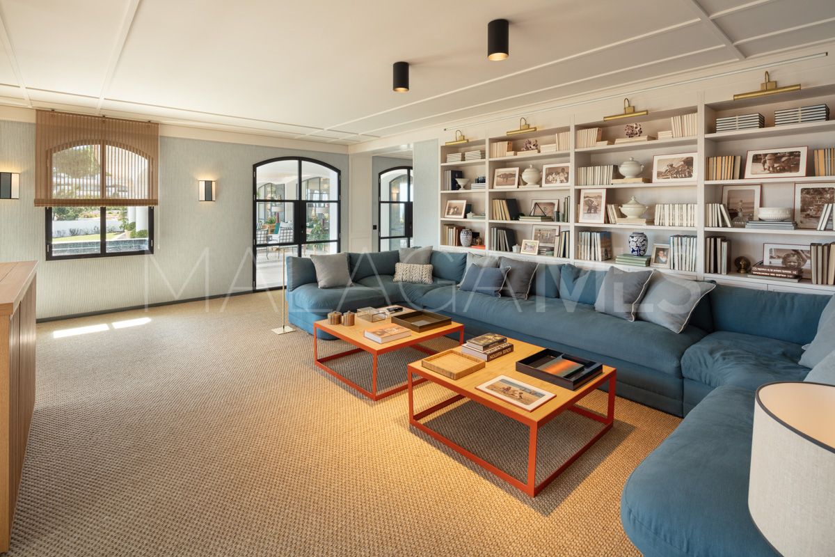 Mansion for sale in Marbella Golden Mile