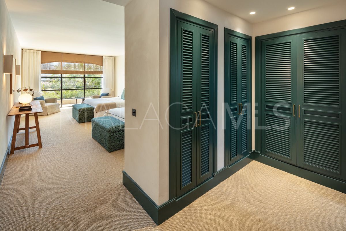 Mansion for sale in Marbella Golden Mile