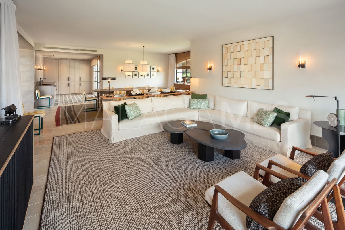 Mansion for sale in Marbella Golden Mile