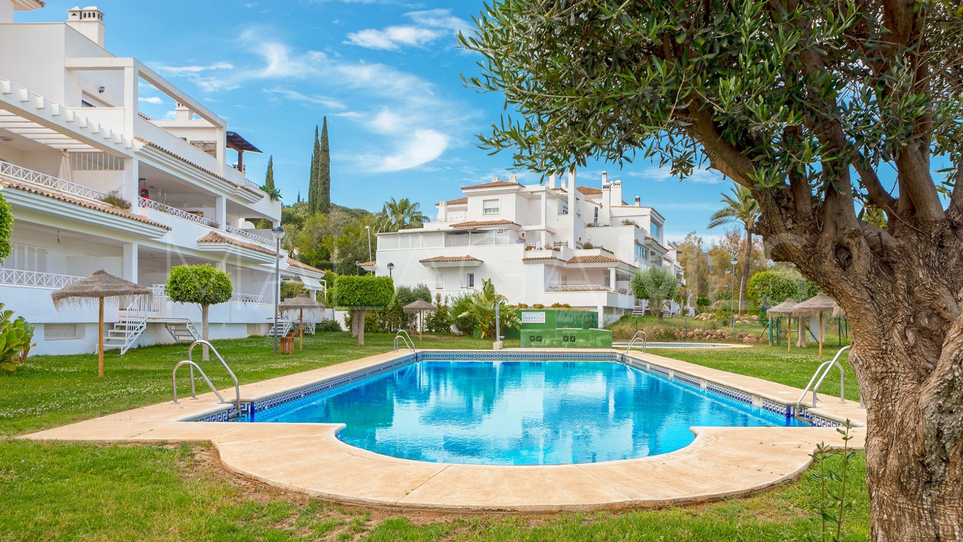 2 bedrooms Rio Real apartment for sale