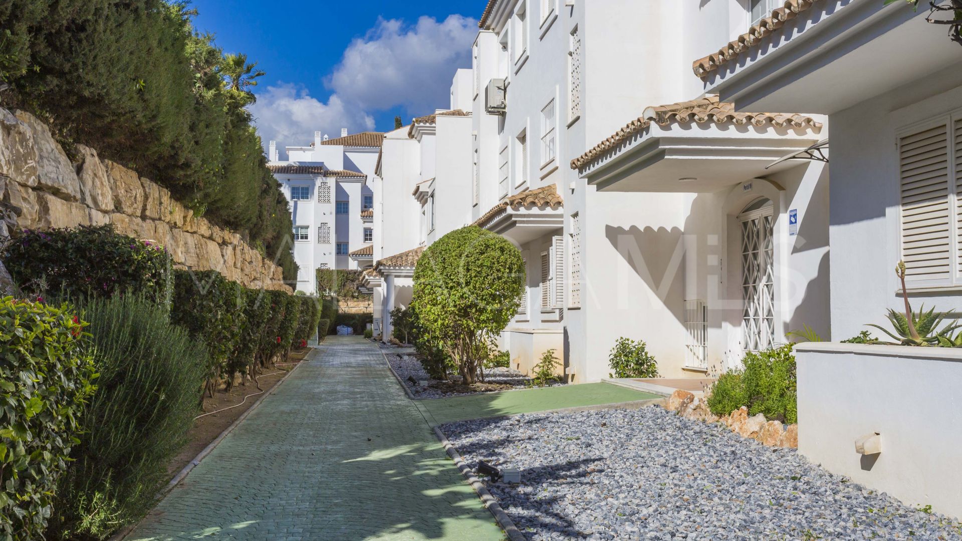 2 bedrooms Rio Real apartment for sale