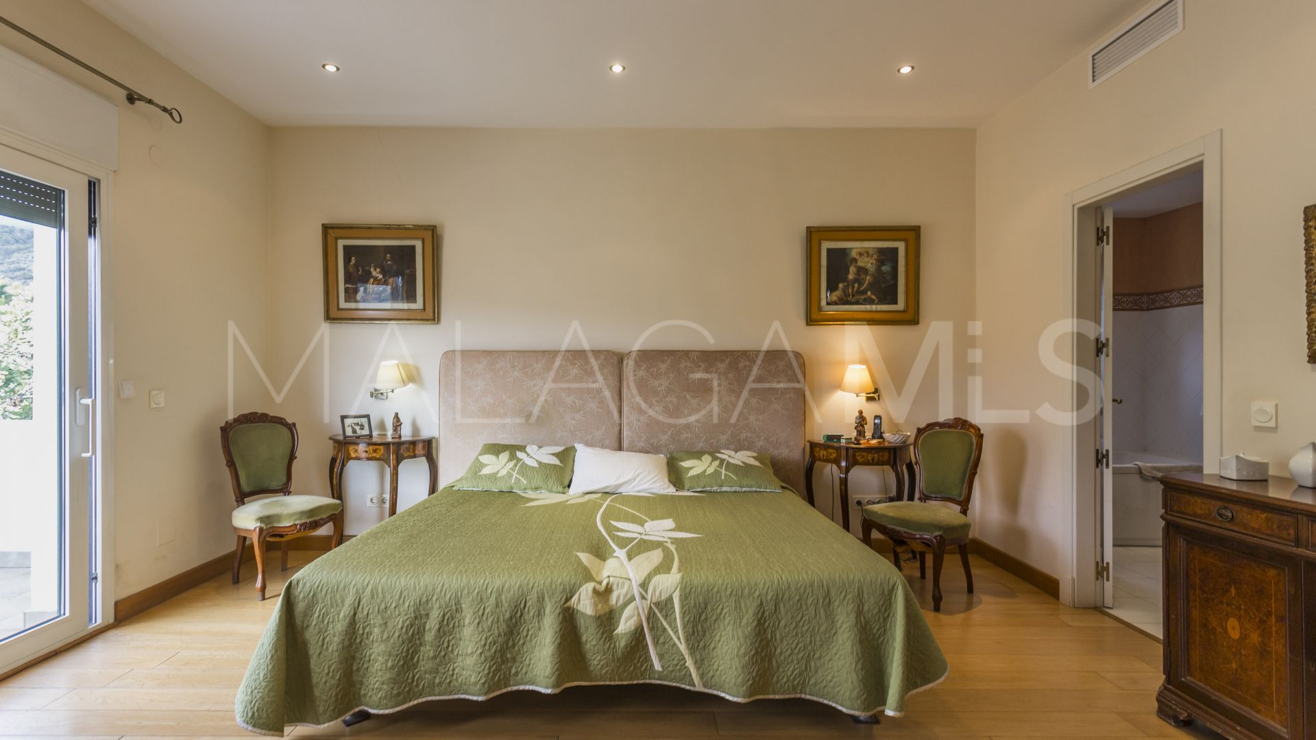 Villa for sale in Marbella