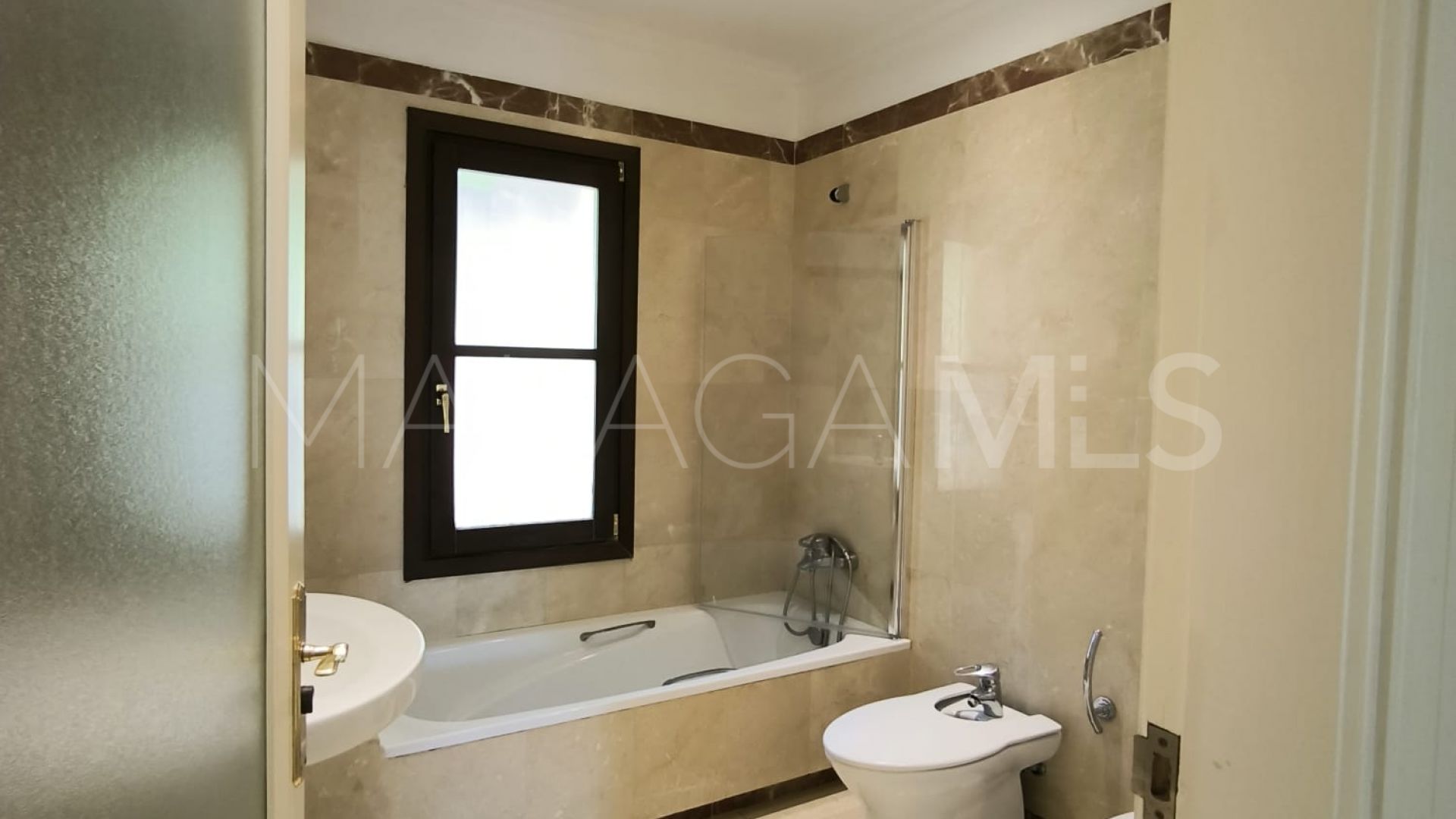 Villa for sale in Bellevue