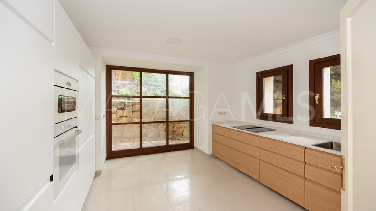 Villa for sale in Bellevue