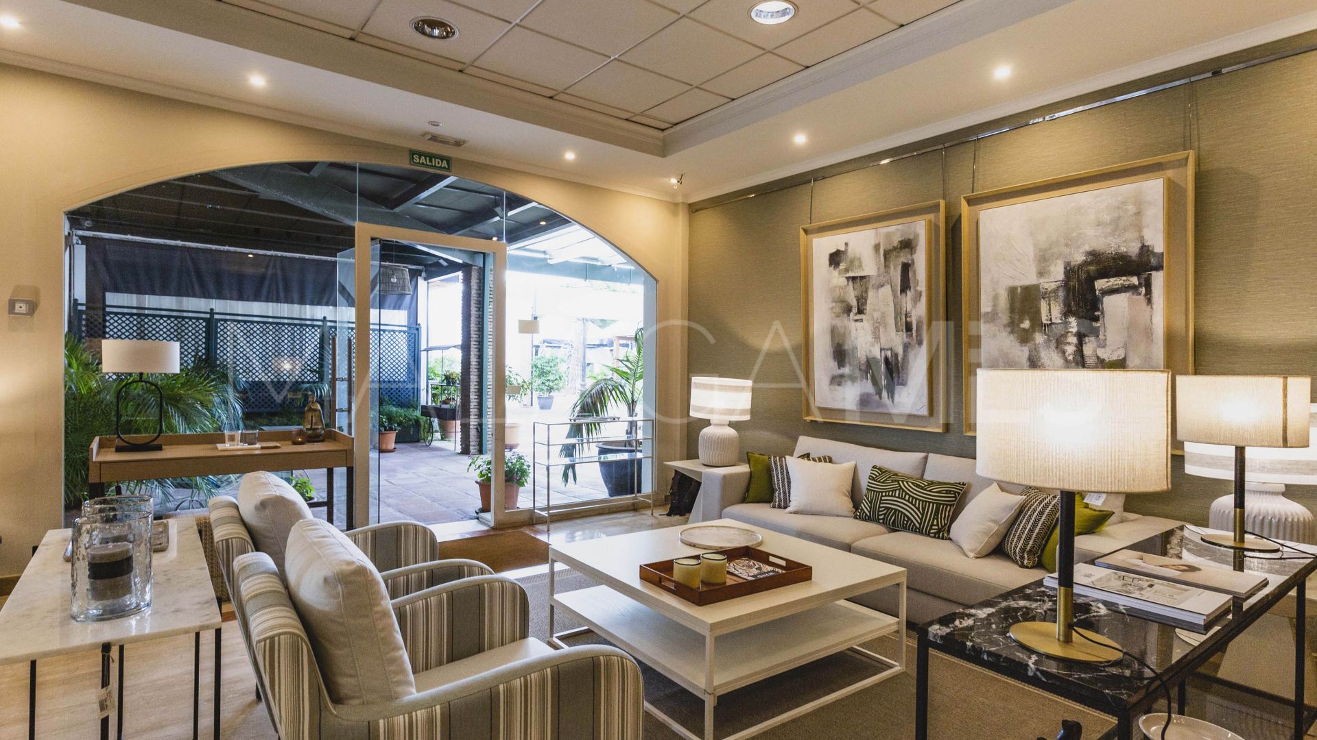 Local comercial for sale in Elviria