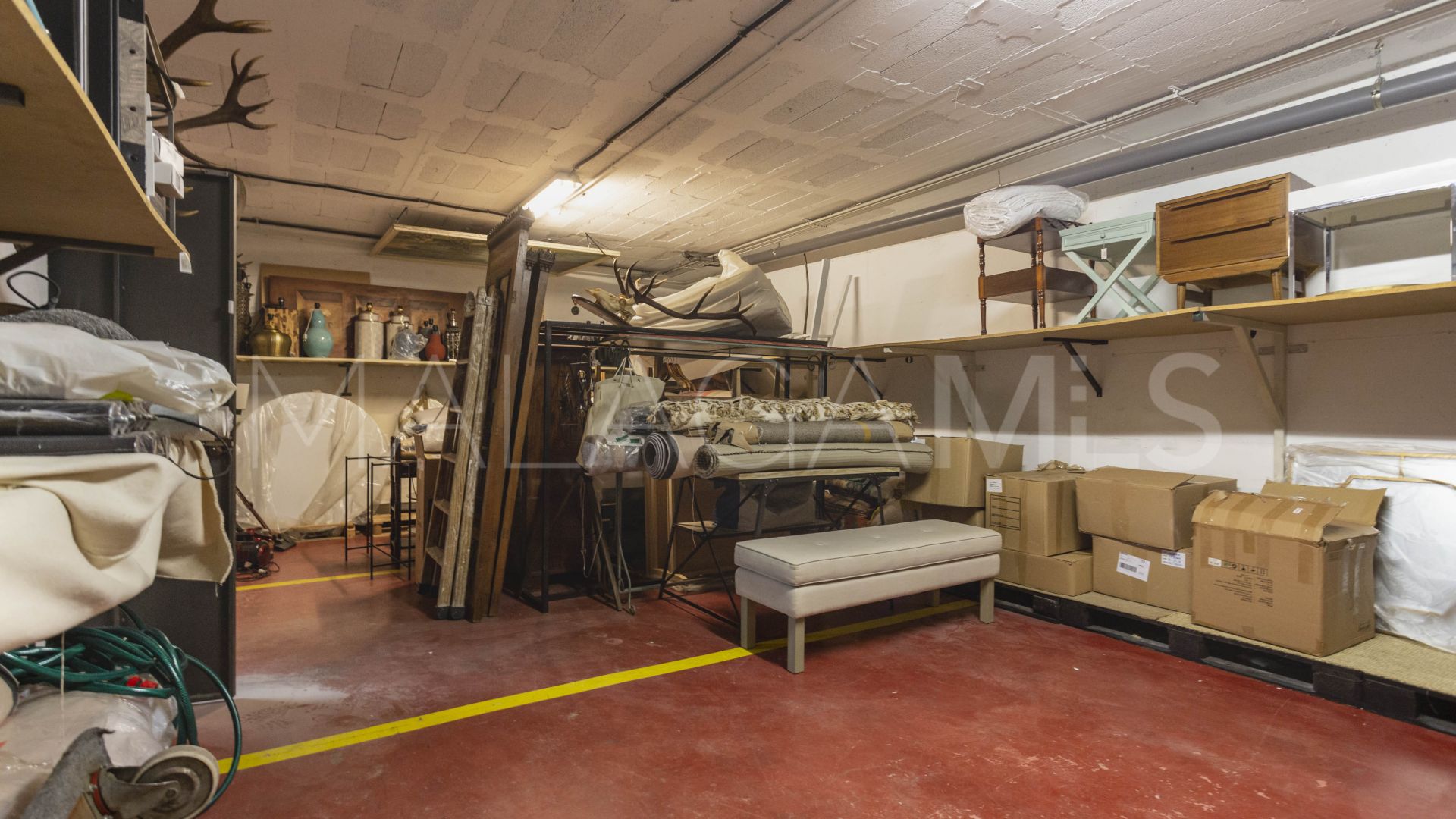 Local comercial for sale in Elviria
