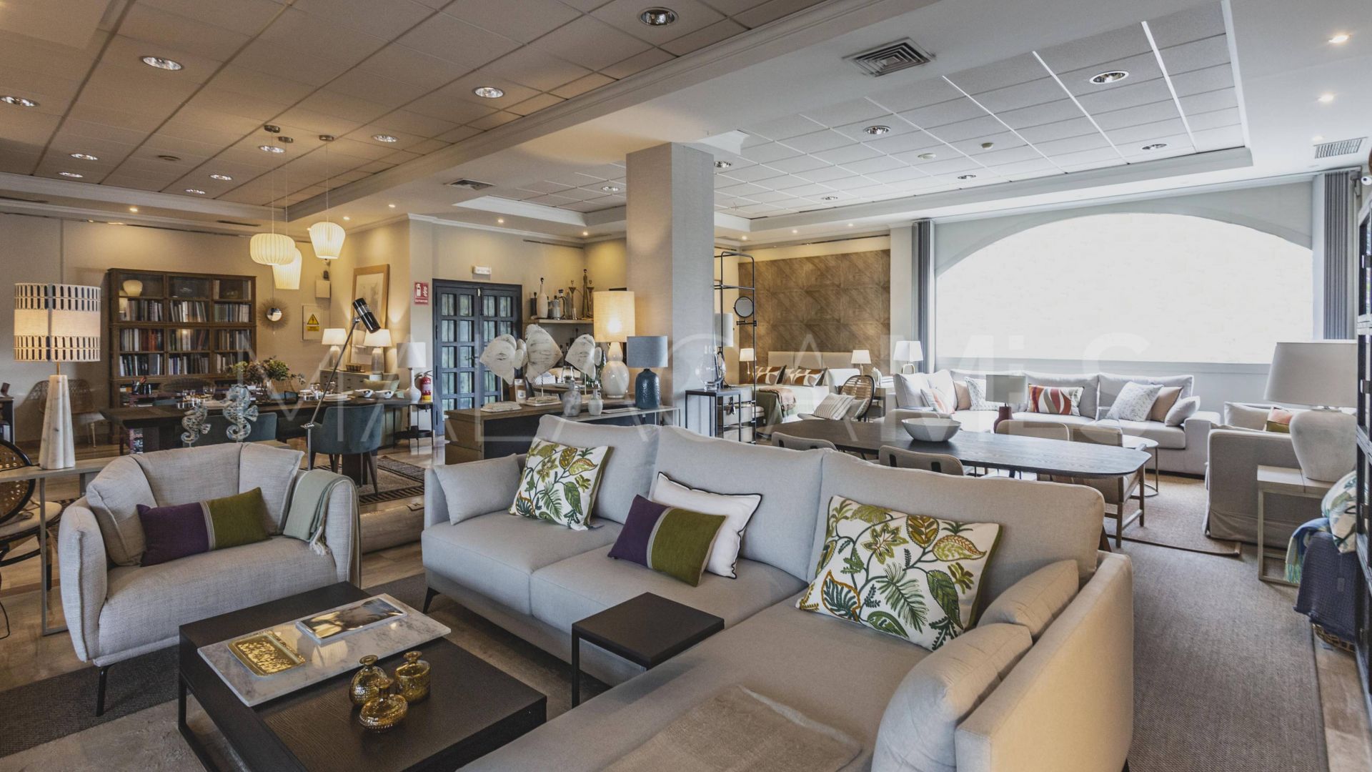 Local comercial for sale in Elviria
